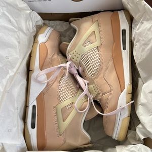 WMNS AIR JORDAN 4 RETRO